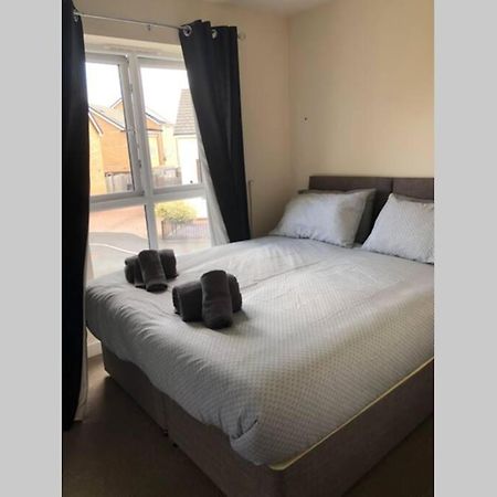 Dudley House **Staycation & Contractors** Sleeps 7 Tipton Esterno foto
