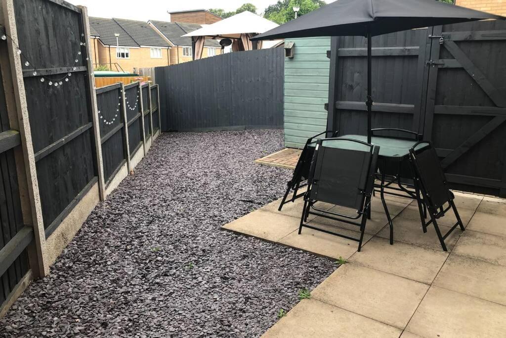 Dudley House **Staycation & Contractors** Sleeps 7 Tipton Esterno foto