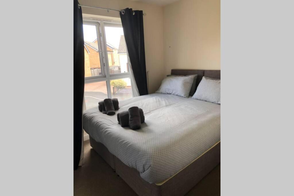 Dudley House **Staycation & Contractors** Sleeps 7 Tipton Esterno foto